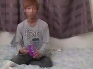 Japānieši twink takuya iedīdītas grūti līdz sekss instruments